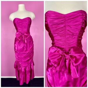 Vintage 1980s Gunne Sax Pink Barbie Bombshell Draped Strapless Party Prom Dress